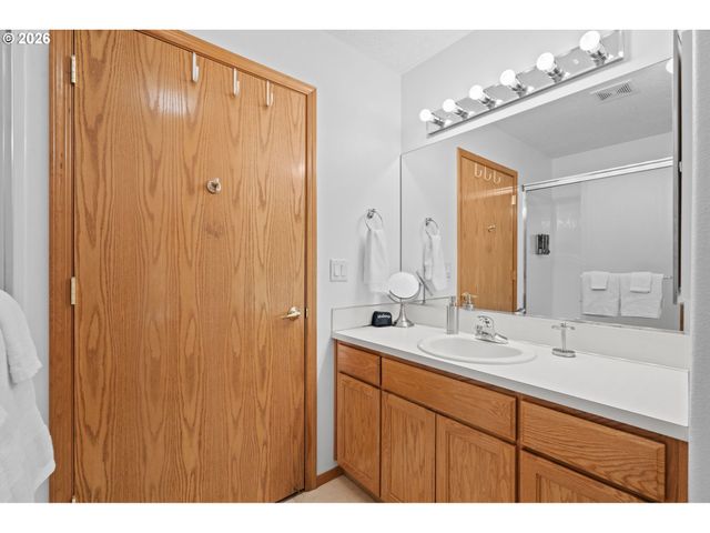 5087 Se 16TH Dr, Gresham, OR 97080