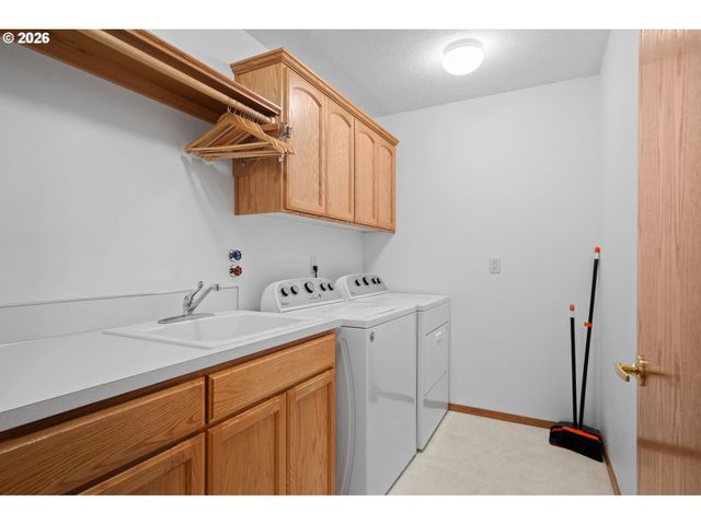 5087 Se 16TH Dr, Gresham, OR 97080