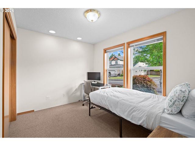 5087 Se 16TH Dr, Gresham, OR 97080