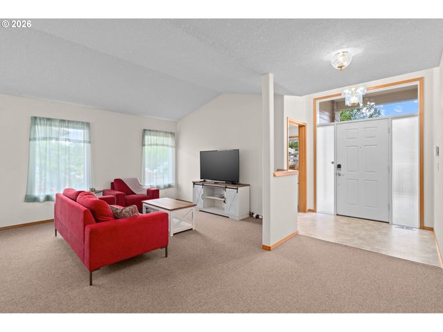 5087 Se 16TH Dr, Gresham, OR 97080