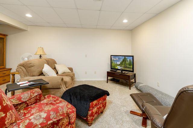 13109 Kingwood Drive, Baxter, MN 56425