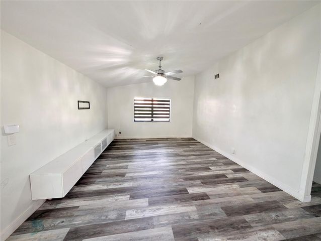 6421 CROSSBOW Court, Davie, FL 33331