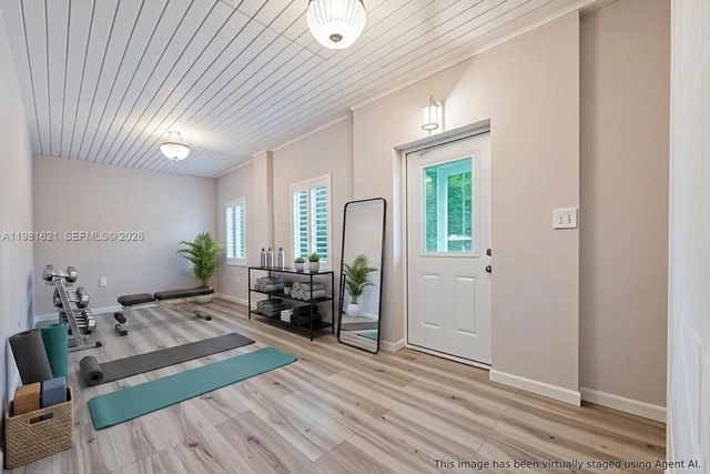 6350 NW 39th Terrace, Virginia Gardens, FL 33166