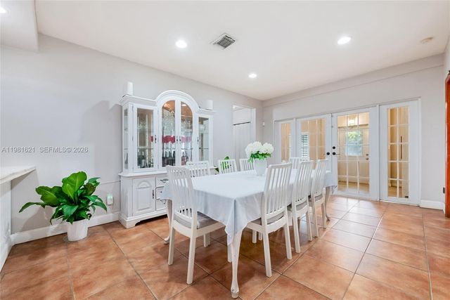 6350 NW 39th Terrace, Virginia Gardens, FL 33166