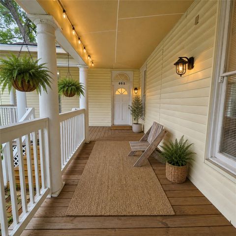 401 Shaw ST, Taylor, TX 76574