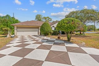 2000 Rendova LN, Pflugerville, TX 78660