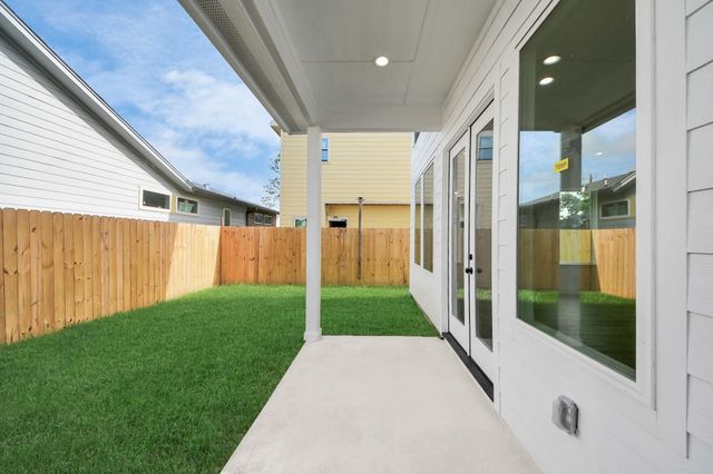 1917 West Street, Houston, TX 77026