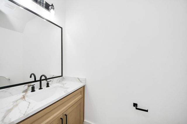 1917 West Street, Houston, TX 77026