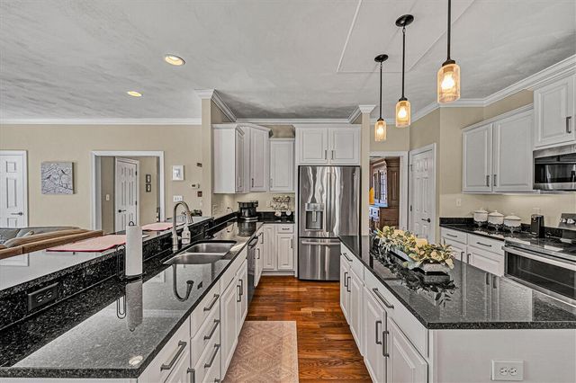 5244 Sundance RD, Salem, VA 24153