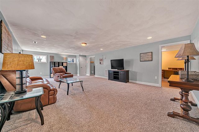 5244 Sundance RD, Salem, VA 24153