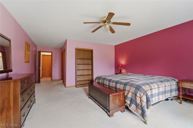 28 Lake Park Road, Conneaut, OH 44030