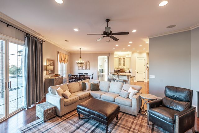2436 Long Hollow Pike, Hendersonville, TN 37075