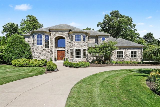 4945 S Stockbridge Drive, Saint Joseph, MI 49085