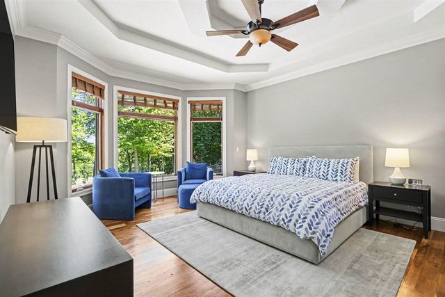 4945 S Stockbridge Drive, Saint Joseph, MI 49085