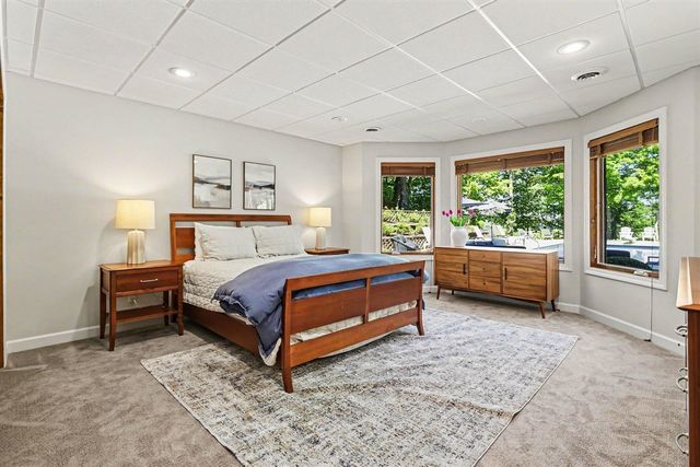 4945 S Stockbridge Drive, Saint Joseph, MI 49085