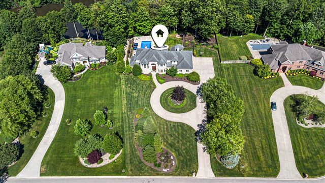 4945 S Stockbridge Drive, Saint Joseph, MI 49085