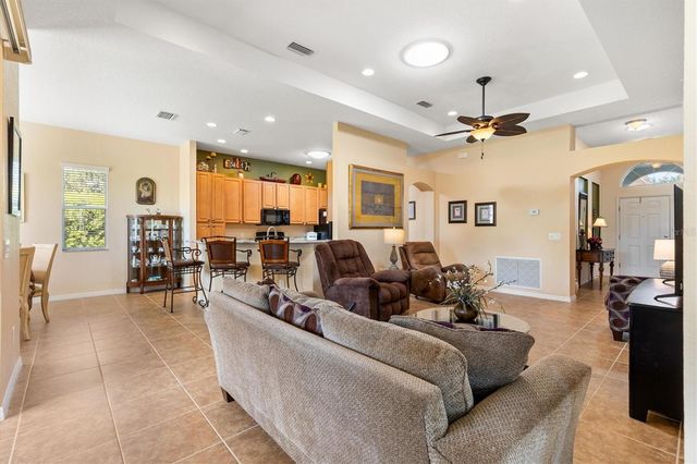 5311 GALLEY WAY, Oxford, FL 34484