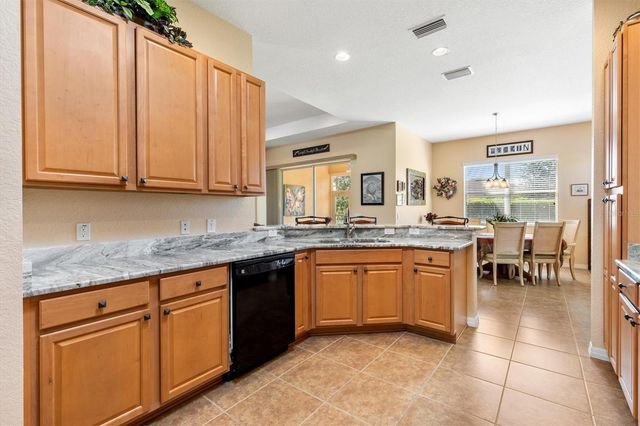 5311 GALLEY WAY, Oxford, FL 34484