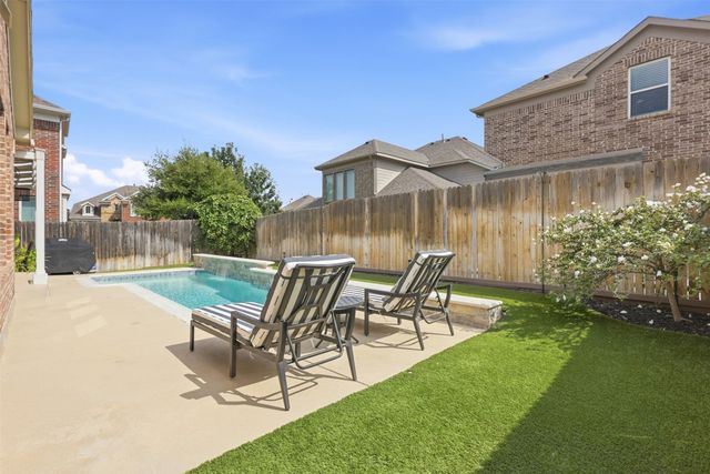 4028 Alpine Rose Court, Fort Worth, TX 76262