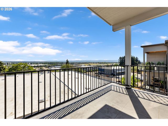 2421 E 6TH St, Vancouver, WA 98661