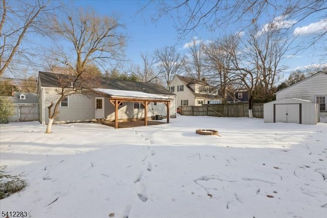 811 Mountain Ave, Bound Brook Boro, NJ 08805
