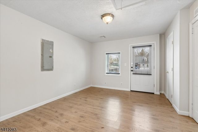 811 Mountain Ave, Bound Brook Boro, NJ 08805