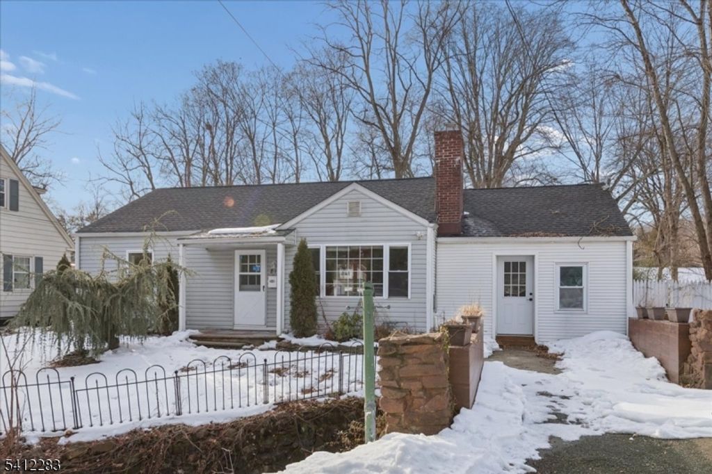 811 Mountain Ave, Bound Brook Boro, NJ 08805