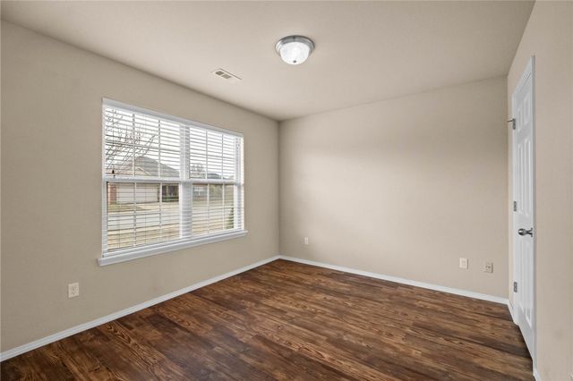 630 Saddlehorn Drive, Centerton, AR 72719