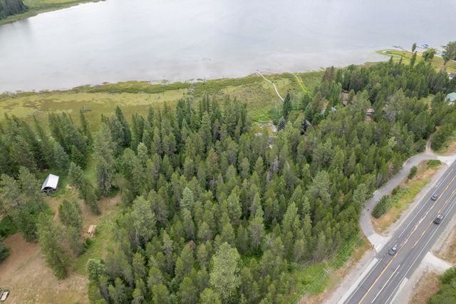 15 Lakeside Dr, Newport, WA 99156