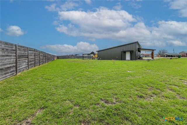 300 Troy View Drive, Troy, TX 76579