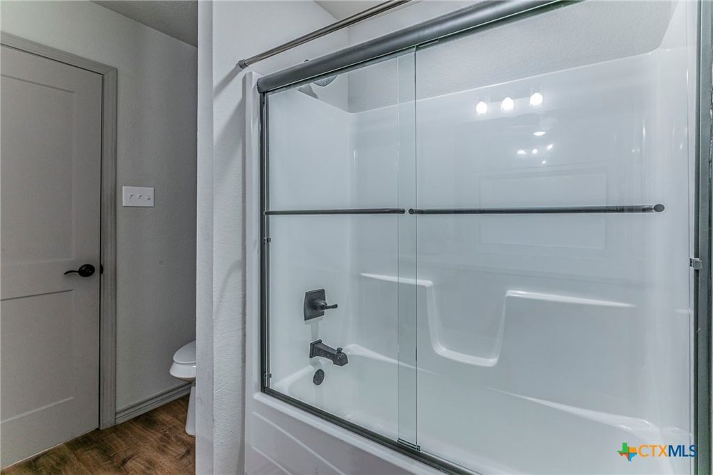 Image 16 of property listing at 300 Troy View Drive, Troy, TX 76579