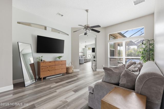 2143 WILLESDON Drive E, Jacksonville, FL 32246