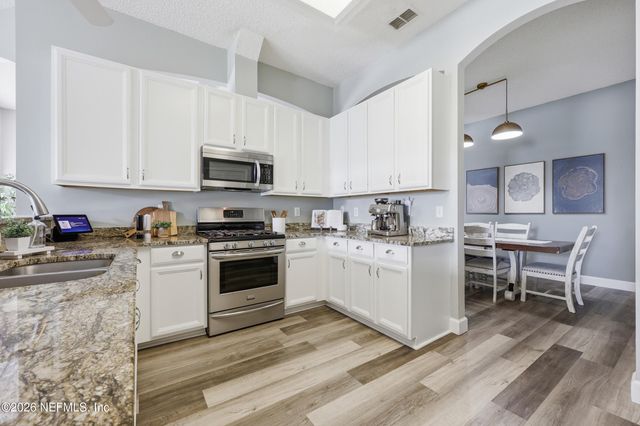 2143 WILLESDON Drive E, Jacksonville, FL 32246