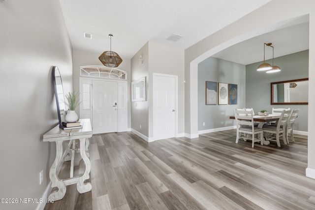 2143 WILLESDON Drive E, Jacksonville, FL 32246