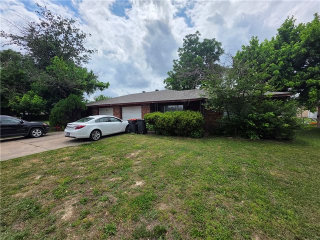 600 Jill Circle A & B, Springdale, AR 72762