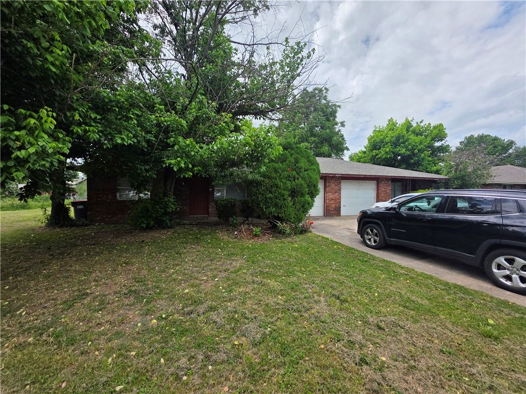 600 Jill Circle A & B, Springdale, AR 72762