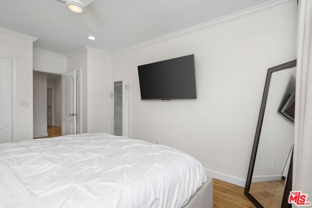 2101 Ocean Avenue 17, Santa Monica, CA 90405