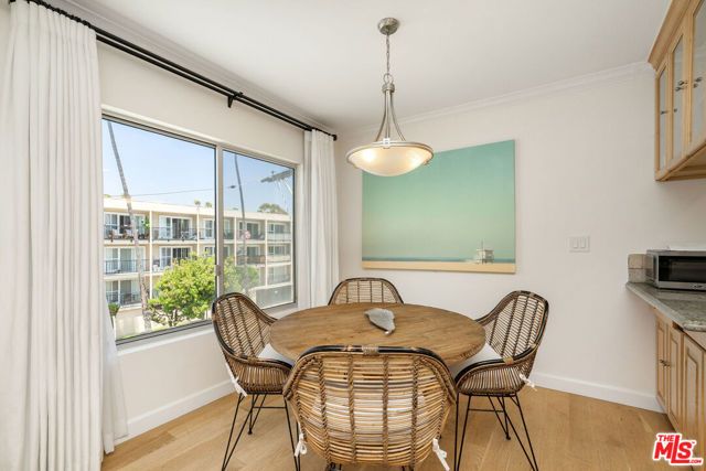2101 Ocean Avenue 17, Santa Monica, CA 90405