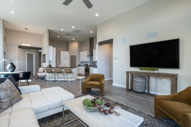 52 Mill Road NW, Albuquerque, NM 87120
