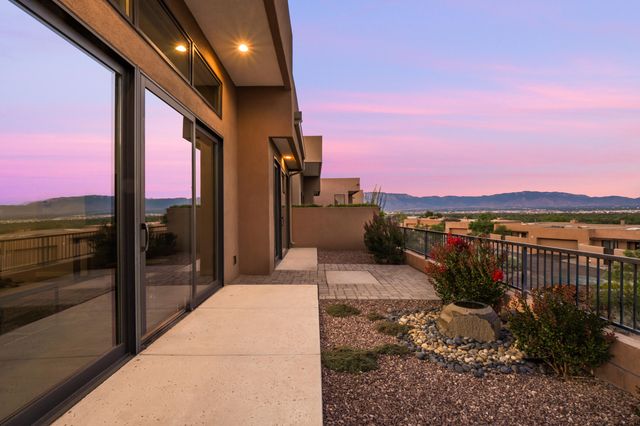 52 Mill Road NW, Albuquerque, NM 87120