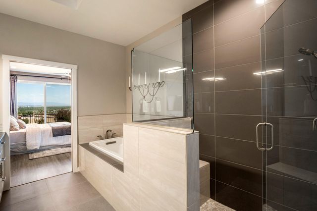 52 Mill Road NW, Albuquerque, NM 87120