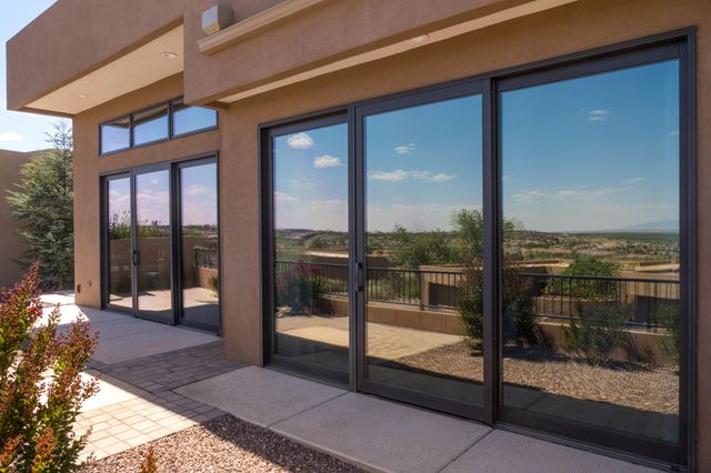 52 Mill Road NW, Albuquerque, NM 87120