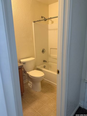 7819 Horse Holw, San Antonio, TX 78244