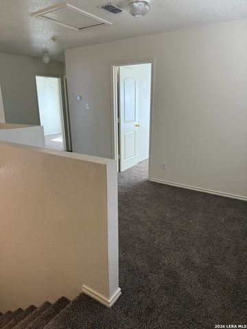 7819 Horse Holw, San Antonio, TX 78244