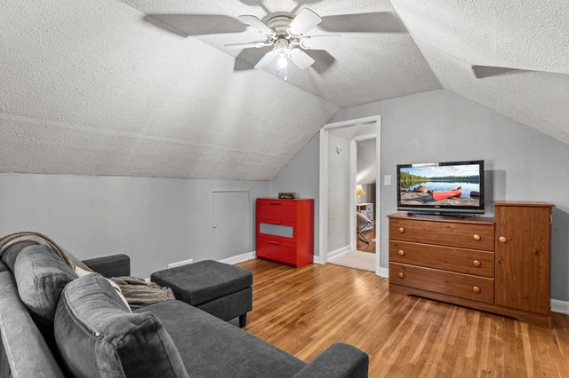 1908 Wordsworth Avenue, Saint Paul, MN 55116