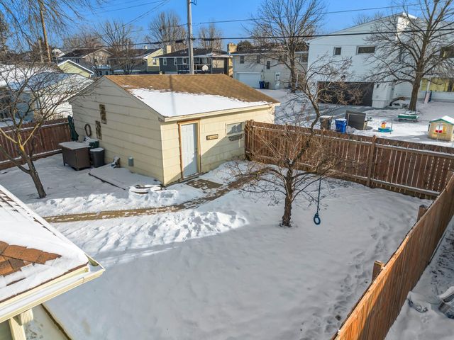 1908 Wordsworth Avenue, Saint Paul, MN 55116