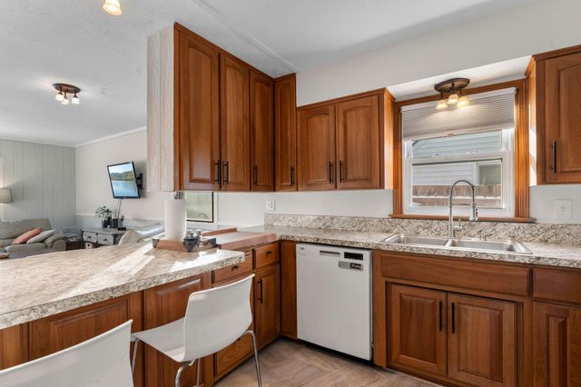 1908 Wordsworth Avenue, Saint Paul, MN 55116