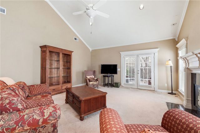 42 Courtside Place, Littlerock, AR 72210