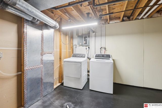 455 Hilltop Avenue, Springfield, NE 68059