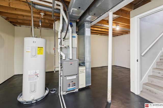 455 Hilltop Avenue, Springfield, NE 68059